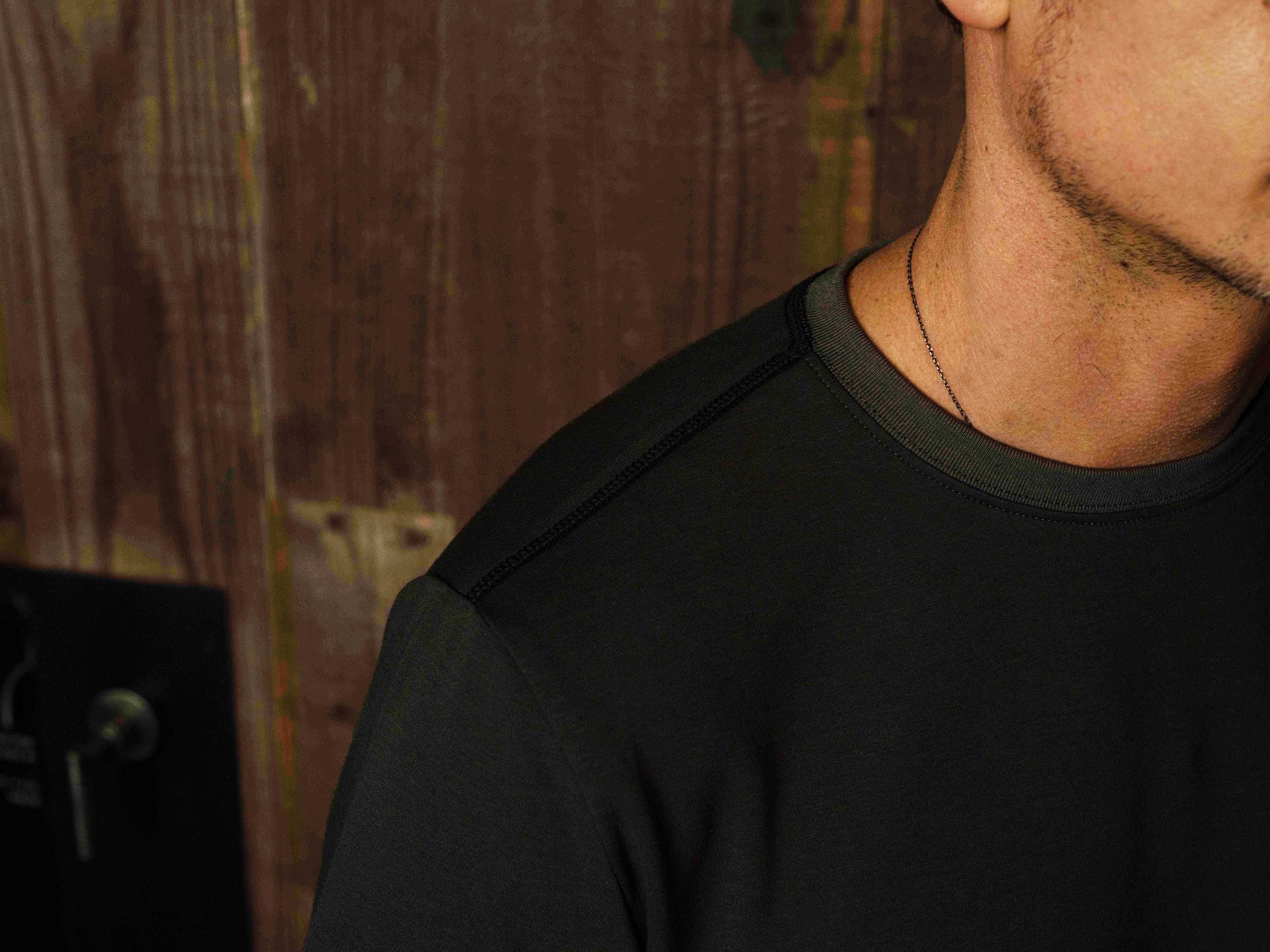 Modern mens tee 